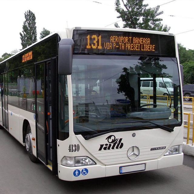 Veicolo pubblicitario su schermo LED